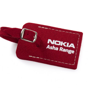 Werbeartikel für Nokia: roter Kofferanhänger aus Filz